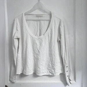 FREE PEOPLE Scoop Neck Peony Button Sleeve Flowy
Tee Top Size XS